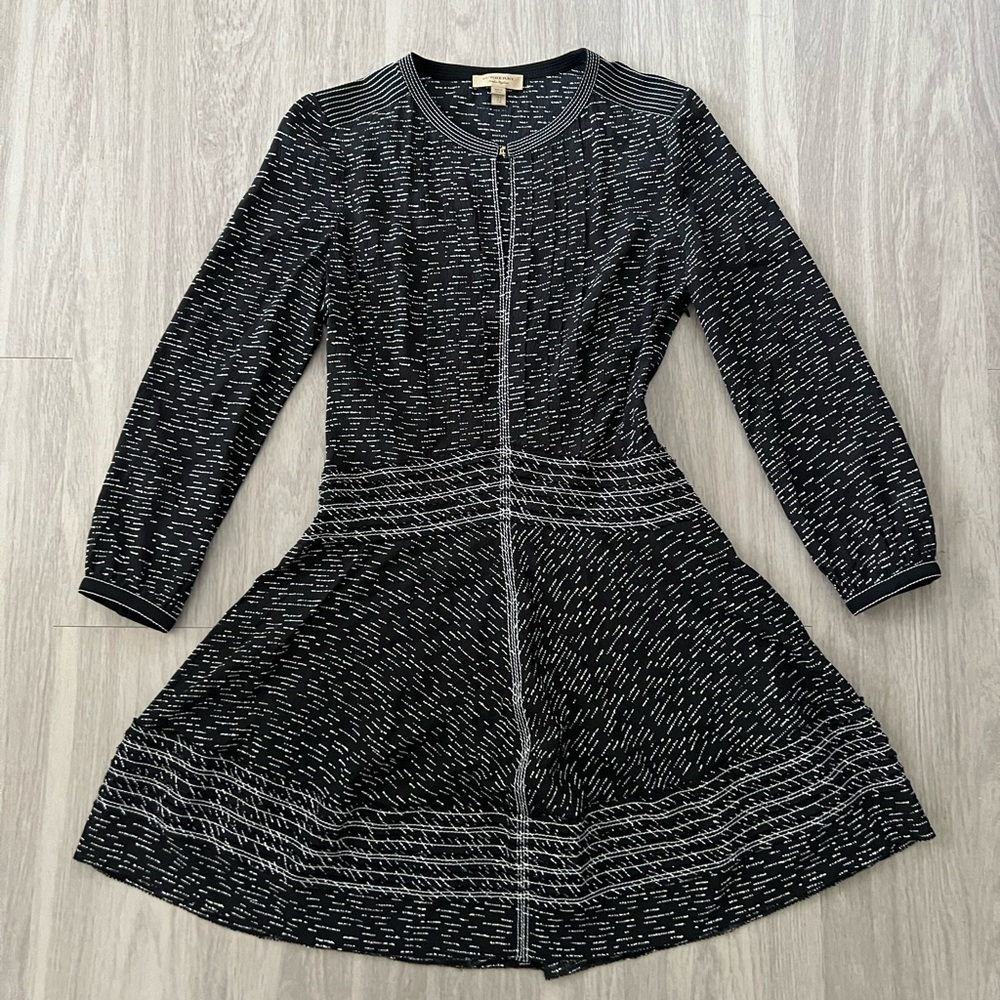 Burberry London 100% Silk Black White A-Line Mini Dress US 4 IT 38
